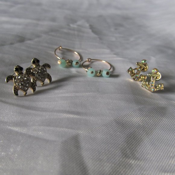 🌈Deal! Sea Earrings🌈 - Picture 1 of 5